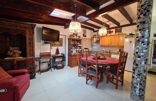 Arico el Nuevo Casa | Romántica, histórica casa de campo con jardín tropical.
