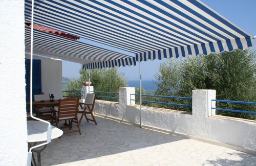 Pylos-Nestoras Casa | Acogedora casa de campo con vistas al mar (línea de aire 30 m) con una hermosa vista