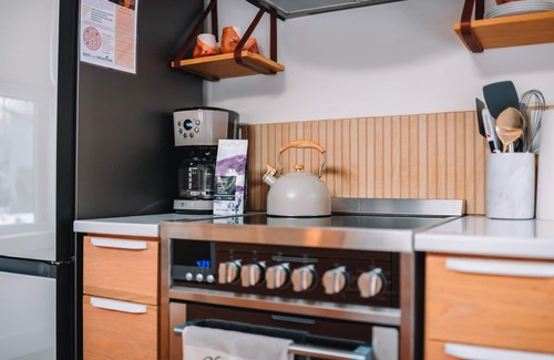 Laurelville Cabina | Romantic Woodland Cabin : Hot Tub, Trails & Near all Hocking Hills Trails