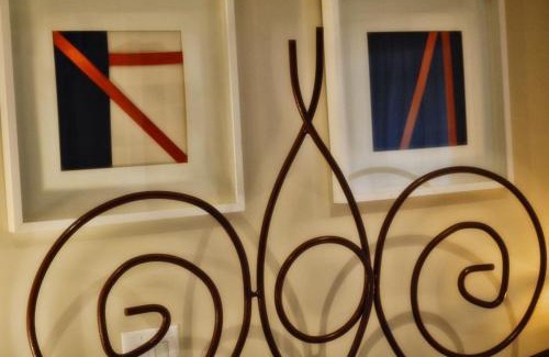 Lake Hill Casa | Romantic, Magical Cottage in Catskills nr Woodstock