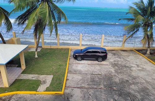 Playa Fortuna Apartamento | Romantic Ocean front apartments at Luquillo Beach Apartment