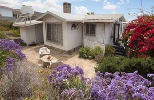 La Fonda Cabaña | Romantic Ocean & Garden house - beach access and views