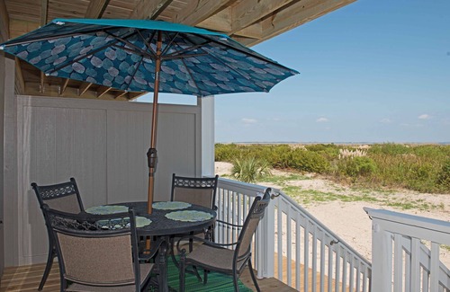 Oceanmarsh Subdivision Condominio | Frente al mar renovado