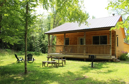 Jeffersonville Cabina | Romantic One-Bedroom Cabin Near Smuggler's Notch