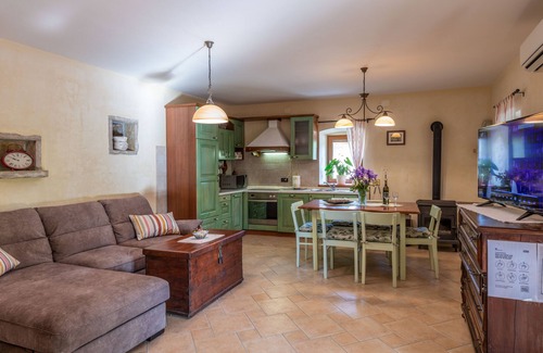 Trget Villa | ÚLTIMO MINUTO -30%! Villa con piscina privada, a minutos del mar, rodeada de naturaleza.