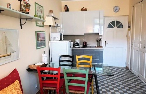 Gambetta Apartamento | Romántico y tranquilo, con terraza privada, cerca de la playa y del tranvía