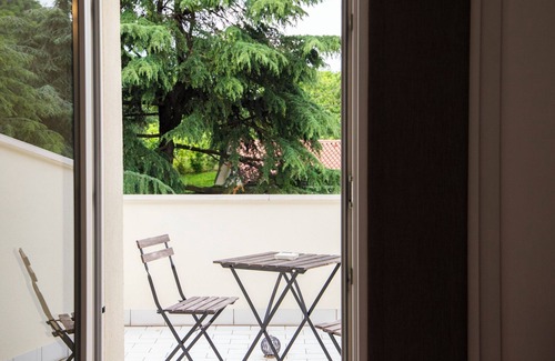 Teolo Apartamento | Romantic refuge nestled in the greenery of the Euganean Hills Natural Park.