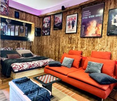 Crecy-en-Brie Apartamento | Romantic Room - Studio Jardin - Proche Disneyland Paris