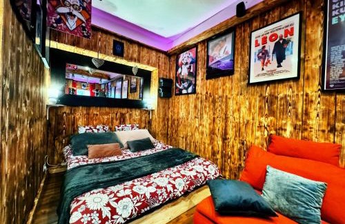 Crecy-en-Brie Apartamento | Romantic Room - Studio Jardin - Proche Disneyland Paris