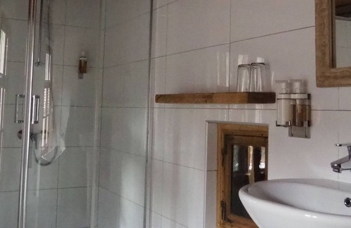 Gabrovo Cama Y Desayuno | Habitacion Doble-Baño con bañera