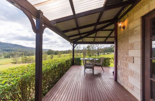 Possum Brush Casa | Romantic Sandstone Chapel.