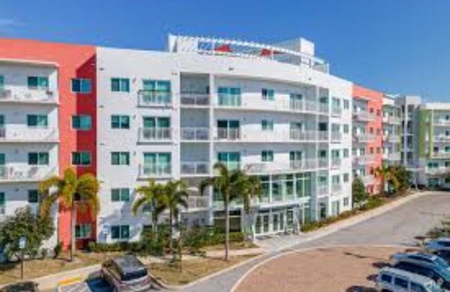 Pompano Beach Apartamento | Romantic Spanish villa