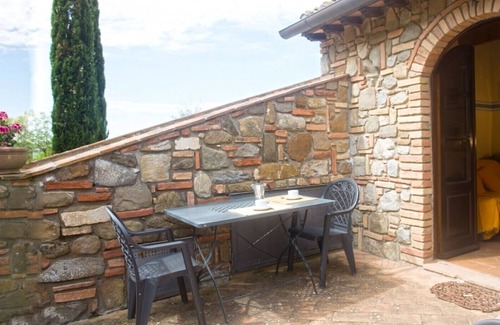 Cinigiano Apartamento | Romántico apartamento de piedra con piscina y cerca del mar