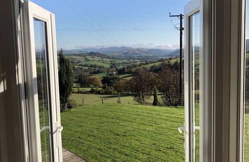Corwen Cabaña | Stone Built Studio Cottage con estufa de leña en la puerta de entrada al Parque Nacional Snowdonia