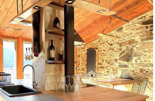 Laglio Casa | Romantic stone house with wide view of Lake Como and Villa Oleandra