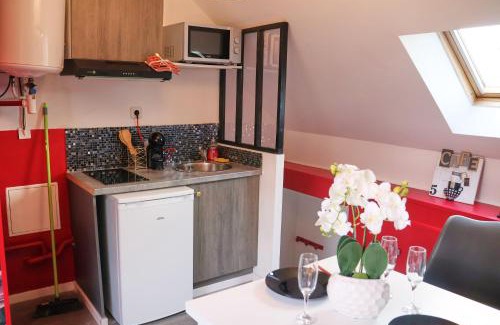 Sainte-Anne - Faubourg Noyon Apartamento | ROMANTIC STUDIO EVE - PROCHE GARE - NETFLIX - WiFi