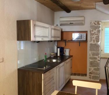 Vrsar Apartamento | Romantic studio old town