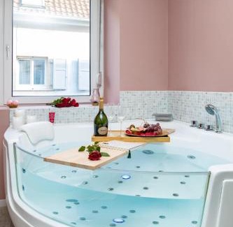 Mulhouse Apartamento | @Romantic Suite & Spa @Jacuzzi @ Parking gratuit @
