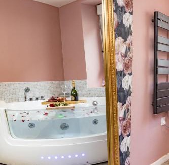 Mulhouse Apartamento | @Romantic Suite & Spa @Jacuzzi @ Parking gratuit @
