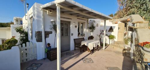 Paros Casa | Romantic sunset cycladic house in Sotires