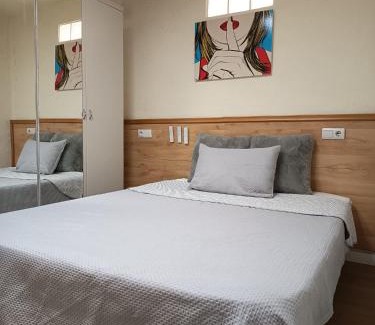 Aiora Apartamento | Romantic trip only one room Close to Metro Sea