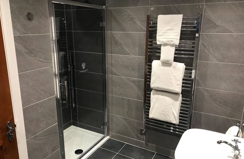 Alexandria Cabina | Romantic / Valentines Lodge by Loch Lomond