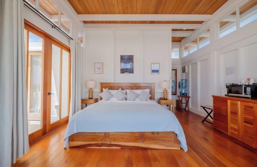 San Pedro Hotel | Romantic Villa with Private Beach & Pool Ideal for a Couple's Getaway!