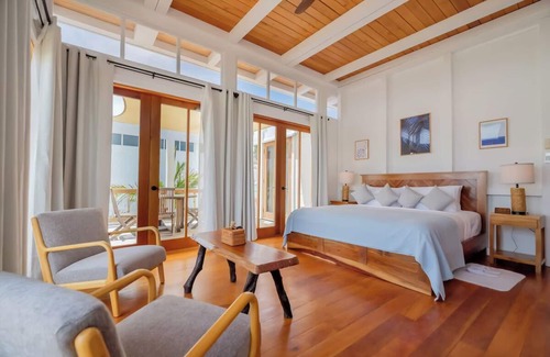 San Pedro Hotel | Romantic Villa with Private Beach & Pool Ideal for a Couple's Getaway!