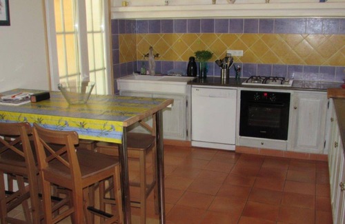 Cotignac Villa | romántica villa con piscina y casa de la piscina entre el Mediterráneo y las Gorges du Verdon
