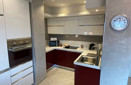 Intra Apartamento | Romantica Suite modern apartment in Verbania Intra