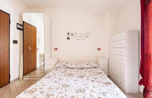 Reggio Calabria Apartamento | Romantico monolocale veranda privata vista mare