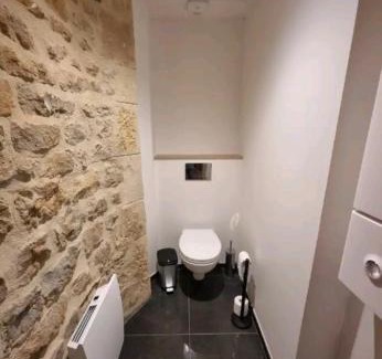 Charleville-Mezieres Apartamento | Romantique room