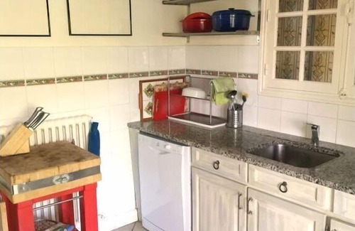 Chateauneuf-Grasse Casa | Romántica casa de piedra