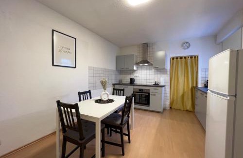 Knielingen Apartamento | Romantisches Kamin-Apartment by Rabe - Gartenabteil, Smart-TV, Netflix