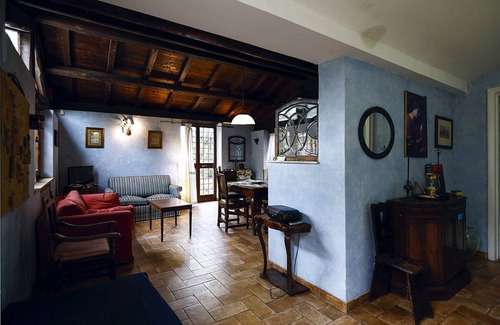 Cesano Villa | ROMA VILLA COTTAGE USO EXCLUSIVO DE GRAN PISCINA TREEHOUSE DISPONIBLE