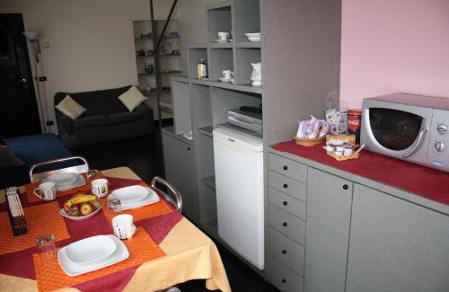 Borgo San Leonardo Apartamento | Romeo and Juliet Apartaments