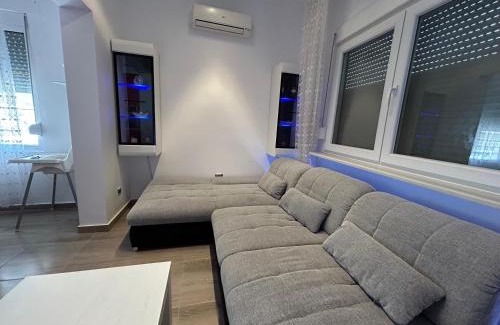 Nestos Casa | Romeo's Lodge