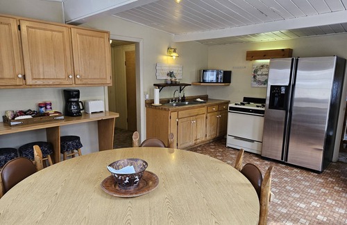 Nathrop Cabina | Romley Cabin at Deer Valley with geothermal pool & more! Family & Pet Friendly
