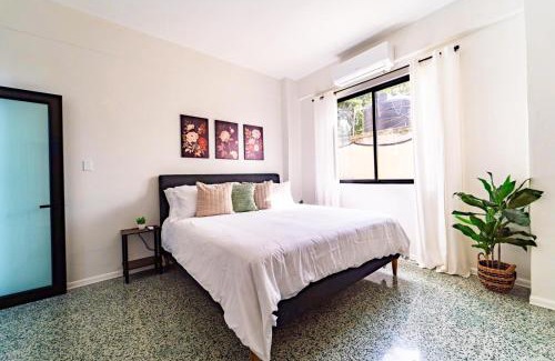 Aguadilla Pueblo Casa | Rompeolas