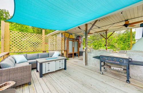 Ronda Casa | Ronda Home with Hot Tub and Fire Pit, Near Wineries!