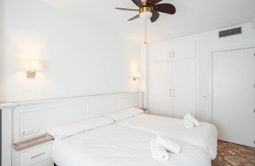 Angustias - Chana - Encina Apartamento | Ronda Suites 193 junto a hospitales y cerca centro con Parking Gratis