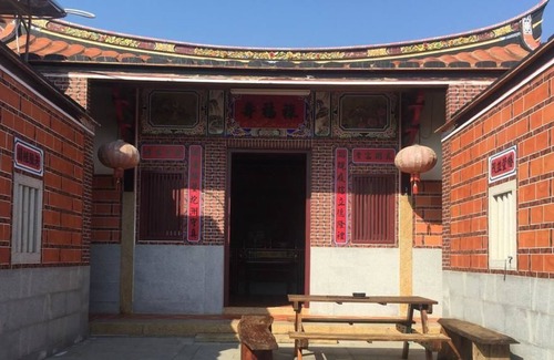 Jinning Casa | Rong Shu Xia B&B