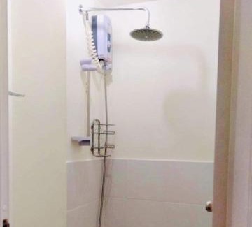 Highway Hills Apartamento | Ronz Deca Hills
