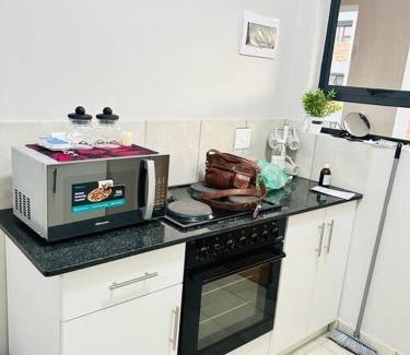 Greater Johannesburg Metropolitan Area Apartamento | Roodepoort Retreat- CaPa Wiggins