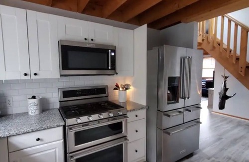 Barnstead Casa | Roof top deck, hot tub, game room, on 9 acres in the Lakes Region