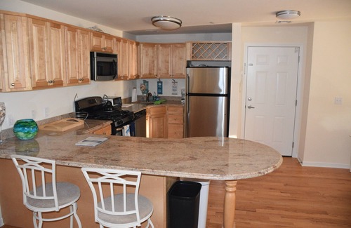 Seaside Heights Condominio | Unidad de 2 dormitorios disponible - Contáctenos para reservar ahora!
