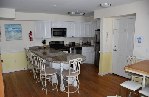 Seaside Heights Condominio | Unidad de 3 habitaciones disponible - Contáctenos para reservar ahora!