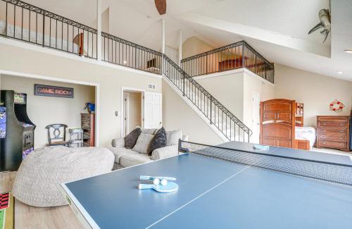 Spindrift Banks Casa | Rooftop Deck and Hot Tub Outer Banks Family Getaway