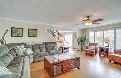 Spindrift Banks Casa | Rooftop Deck and Hot Tub Outer Banks Family Getaway