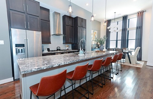 East Downtown Houston Casa | Rooftop ❤︎ EastDWTN ★ Sleeps 6 + FREE Parking